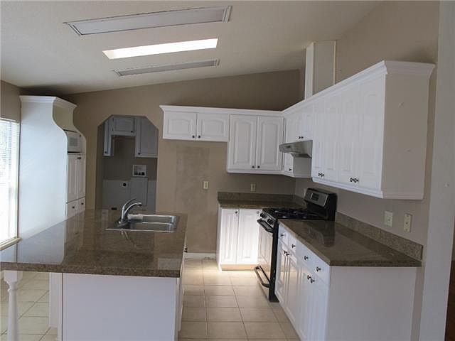 2nd image of 60 Homer Ct