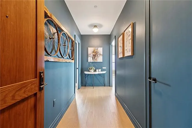 1001 Julia St — Photo 3