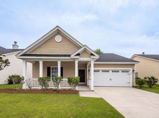 321 Killarney Trl, Moncks Corner, SC 29461