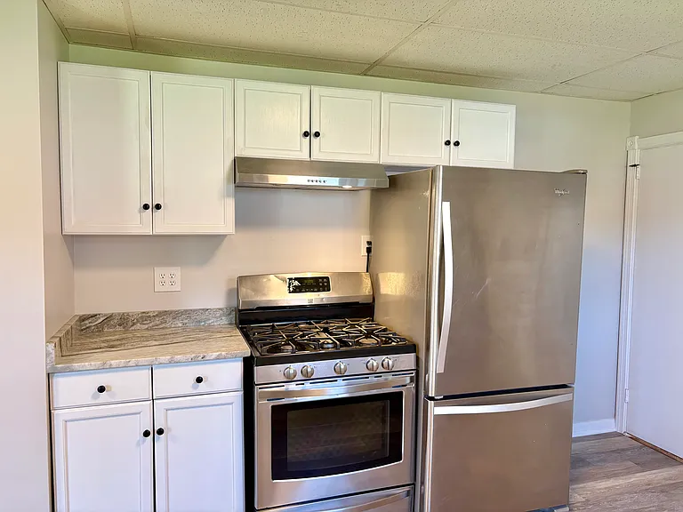 163 Macomber Ave #1-B — Photo 5