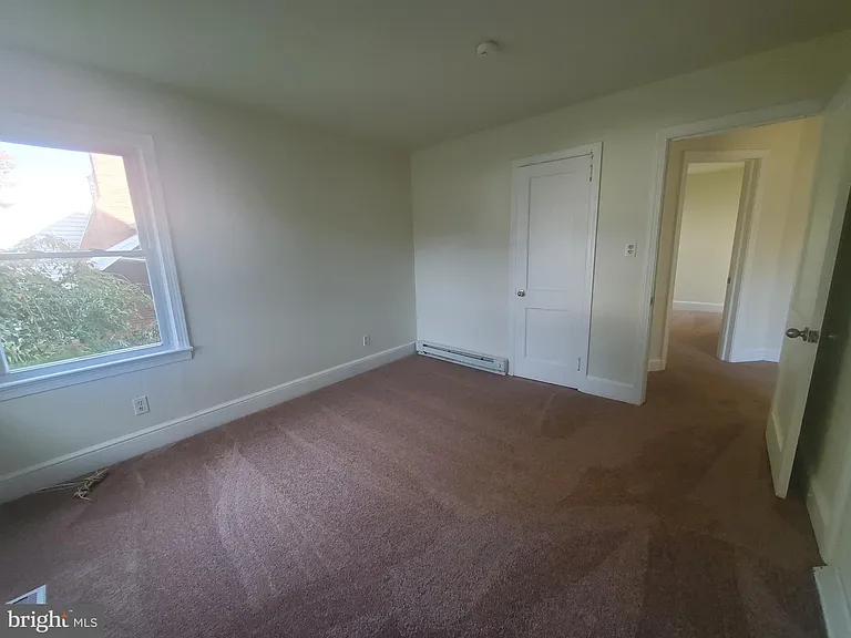 73 Upland Ave — Photo 21