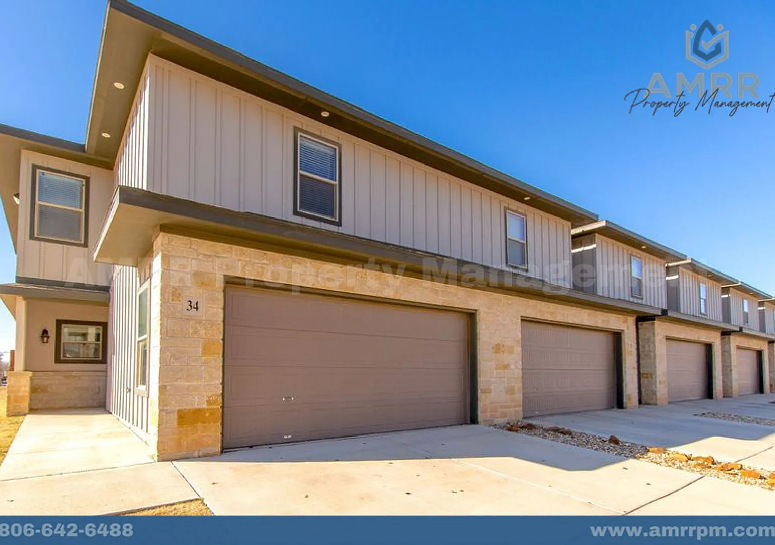 New Beginnings Start with AMRR: 3 Bedroom 3.5 Bath Townhome for Small Family and Students! — Photo 1