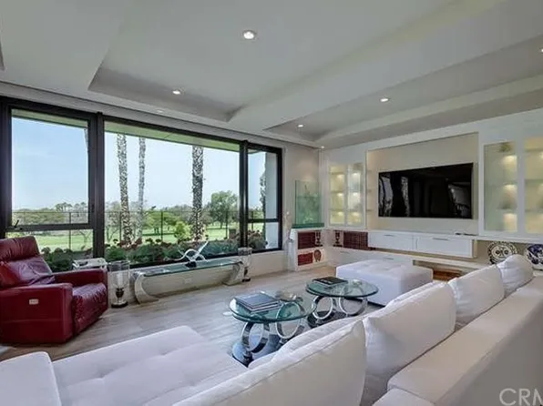 1301 Santa Barbara Dr, Newport Beach, CA 92660