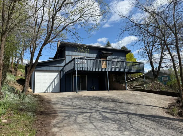 964 N Maple St, Colville, WA 99114