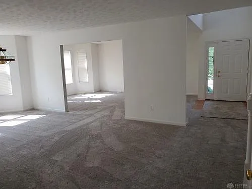 2294 Hazelnut Dr — Photo 10