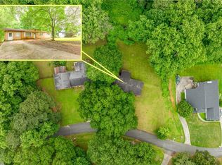 3927 Buck Rd, Powder Springs, GA 30127