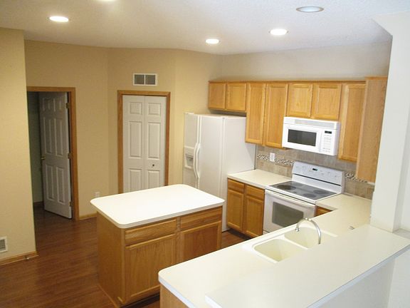 Large kitchen 