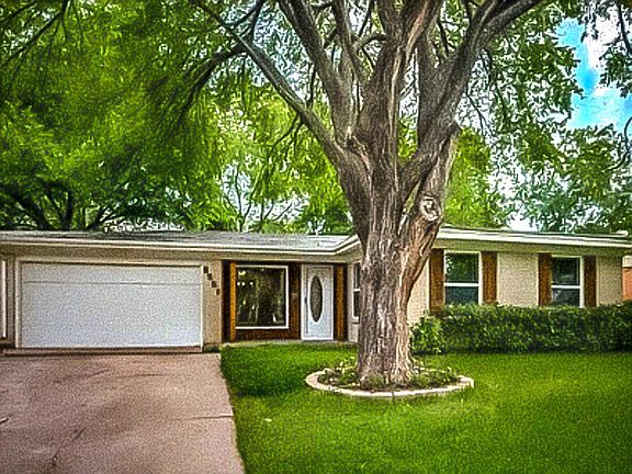 2nd image of 2605 Crest Ridge Dr