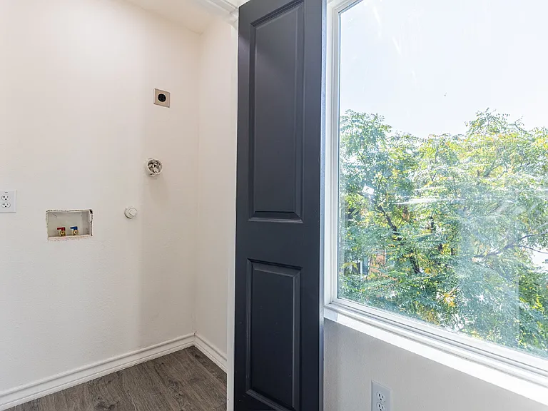 118 Shenandoah St #202 — Photo 28