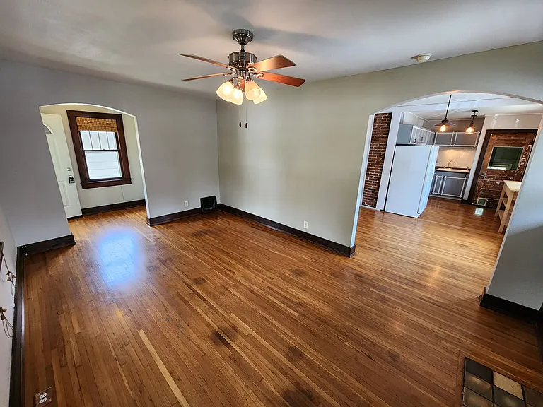 1210 S Jefferson Ave — Photo 9