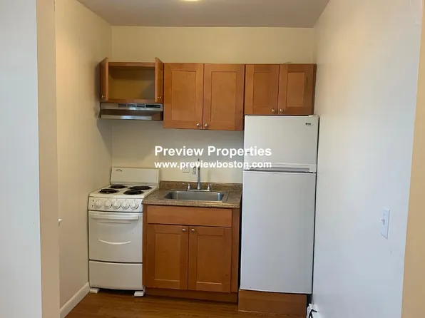 (undisclosed Address), Allston, MA 02134