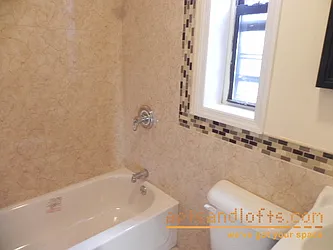 Rented by aptsandlofts.com