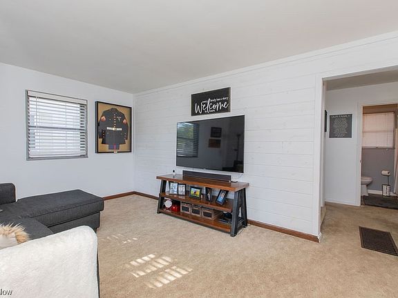 4th image of 2882 9th St