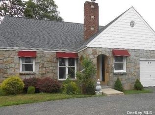 84 Nassau Blvd, West Hempstead, NY 11552