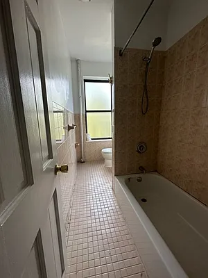 Rented by Lang Realty LLC | media 12