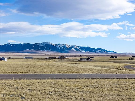 2nd image of 34 Ramona Rd