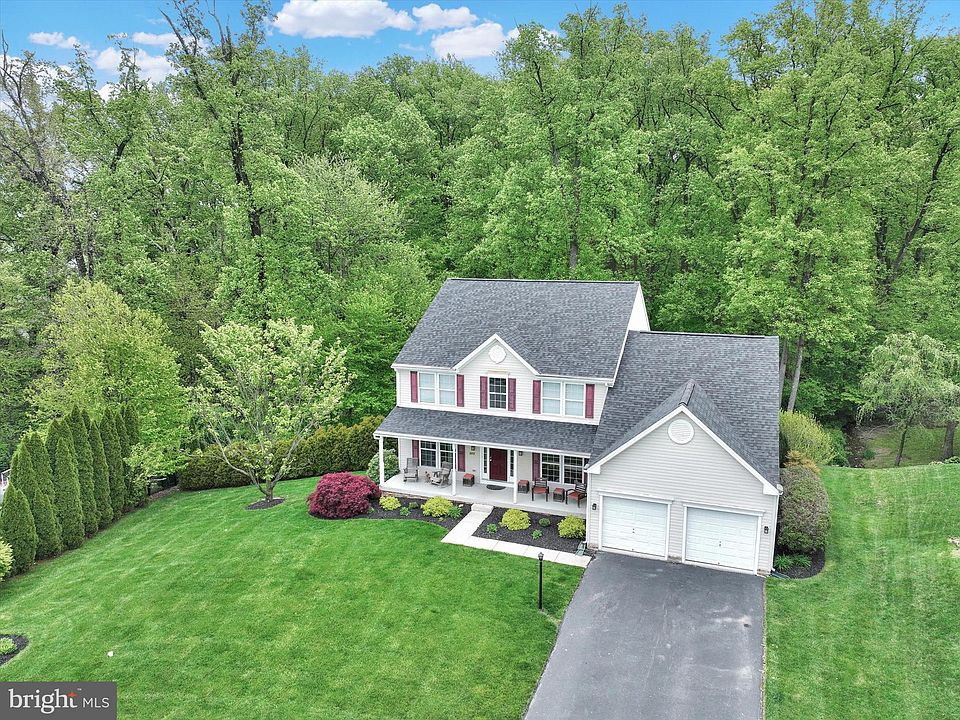 1055 Cranberry Ln W, York, PA 17402 Zillow