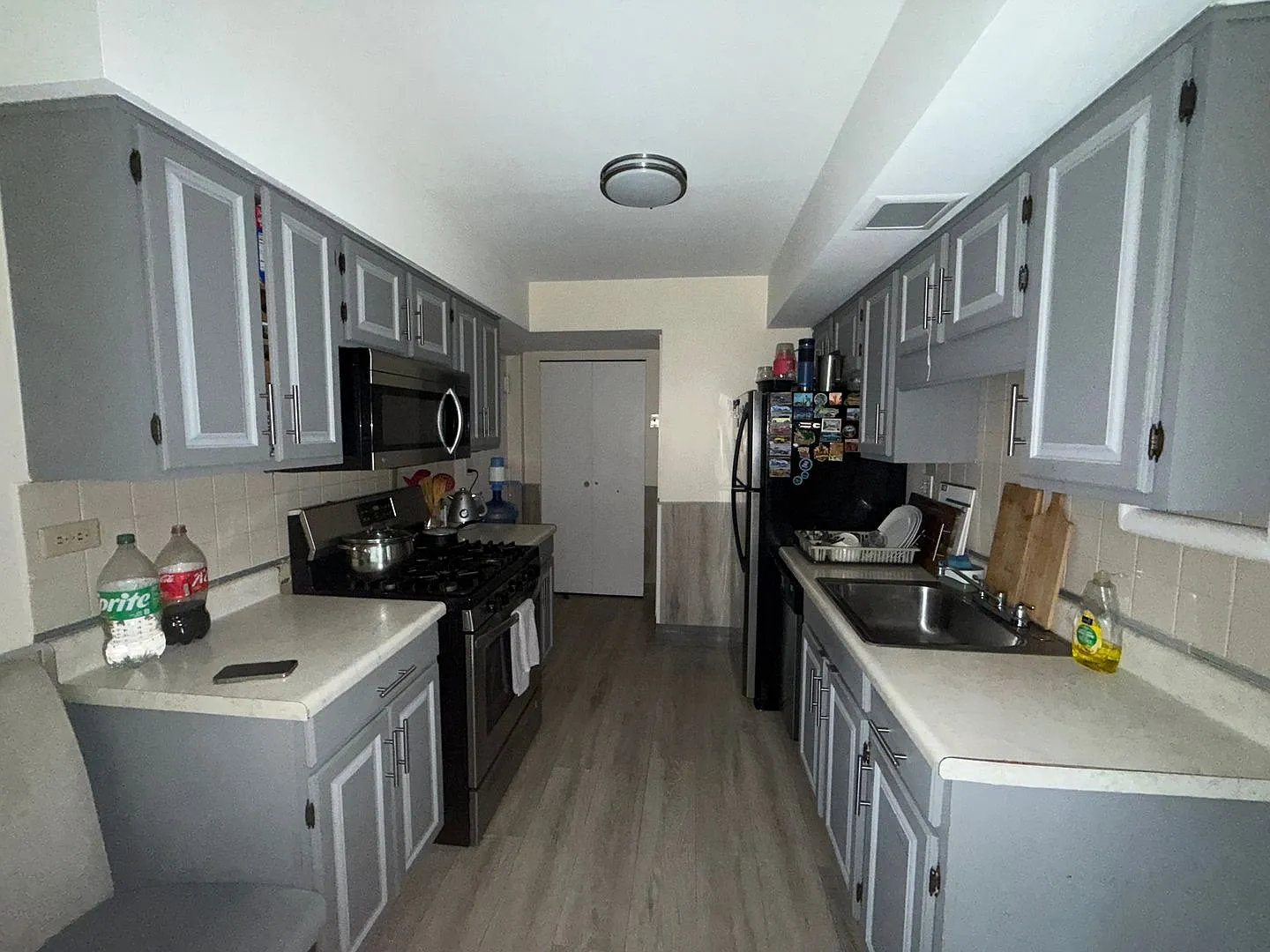 2 Bedroom Condo in Wheeling! — Photo 3
