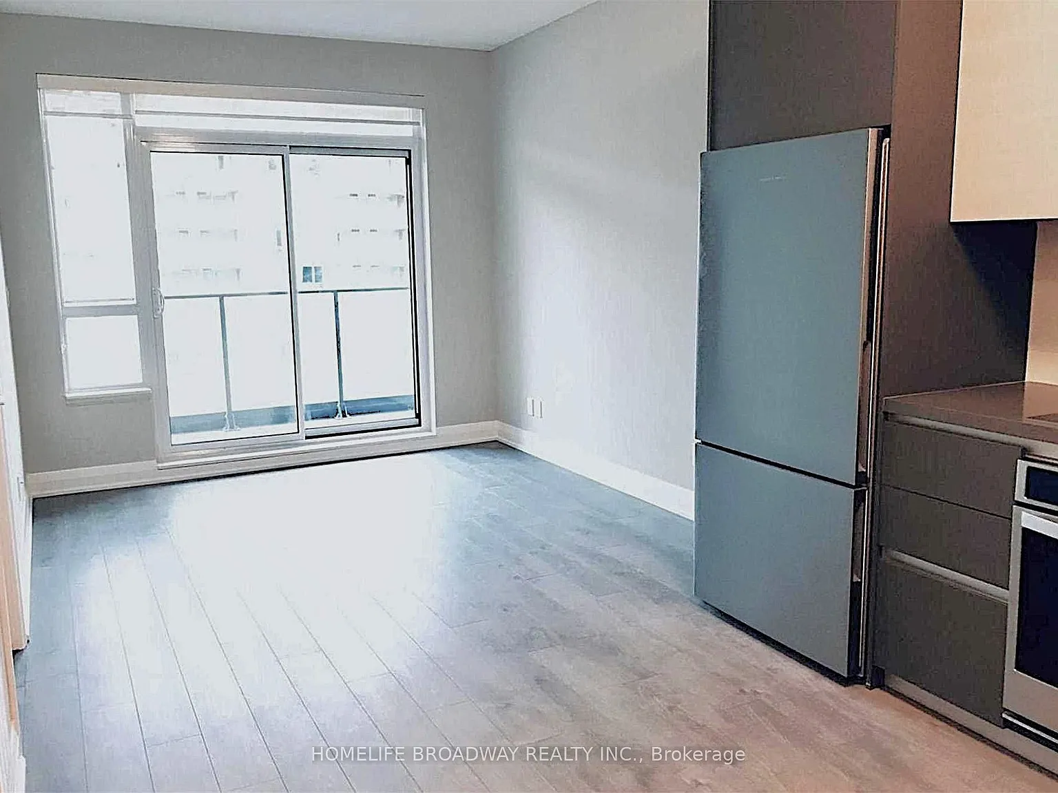 2 bed, $2,400 — Photo 4