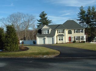 155 Kettle Hole Rd, Bolton, MA 01740
