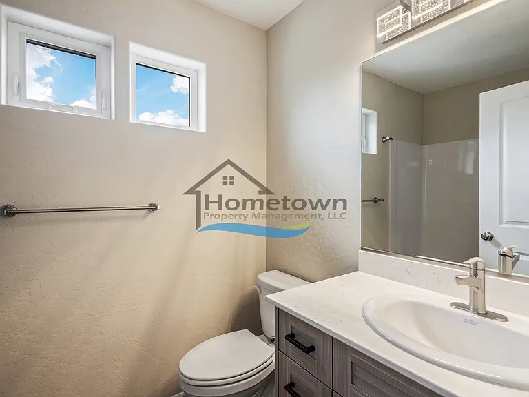 705 E Alaina Ave — Photo 7