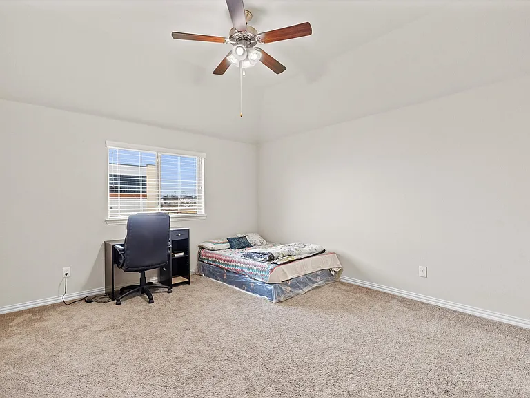10611 Ferdinand Vw — Photo 22
