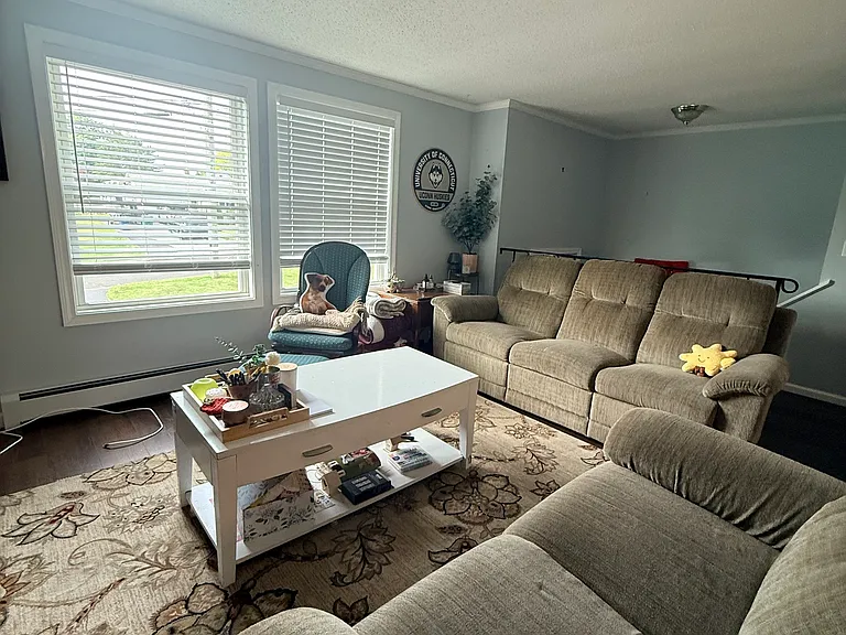 4 Harbor View Ave — Photo 4