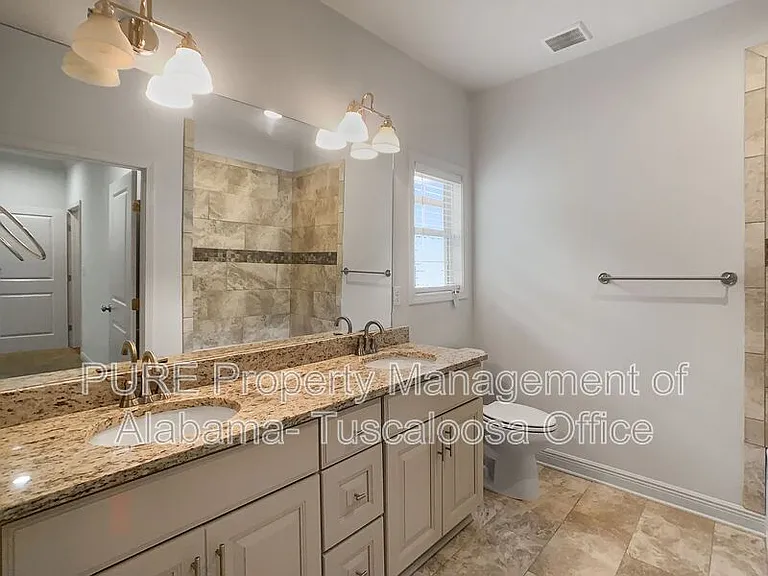 5035 Easton Dr — Photo 10