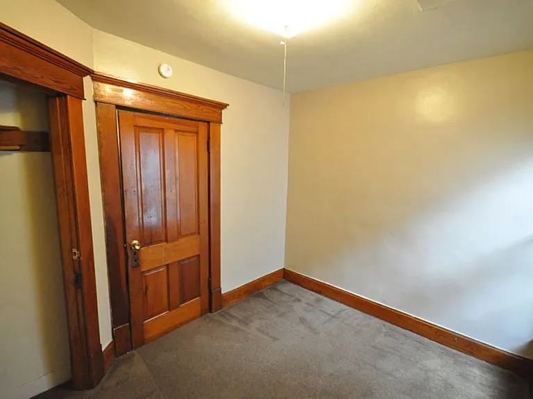 25 E Blake Ave — Photo 12