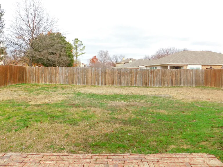 4204 Sonoma Dr — Photo 28