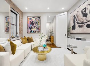 122 W 20th St APT 3F, New York, NY 10011