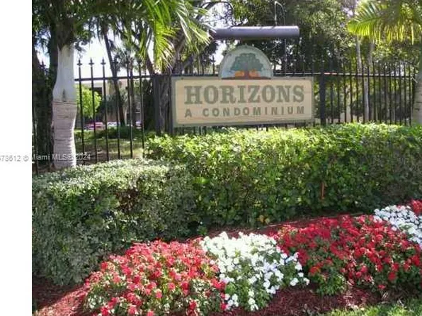 8015 SW 107th Ave APT 211, Miami, FL 33173