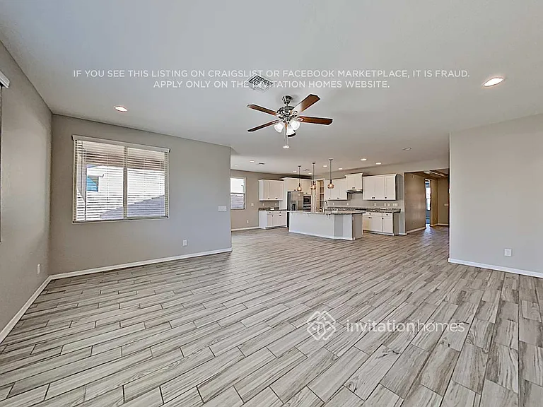 18759 W San Juan Ave — Photo 4