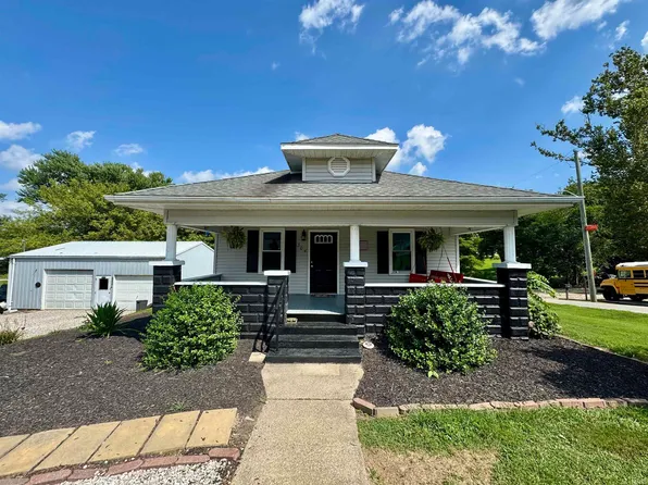 304 S 1st St, Francisco, IN 47649