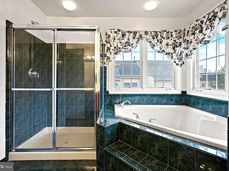 4519 Fair Valley Dr — Photo 43