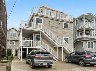 8 84th St #1, Sea Isle City, NJ 08243