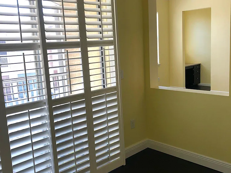 12025 Villanova Dr #10 — Photo 9