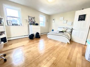 10-12 Breed St #6C, Boston, MA 02128