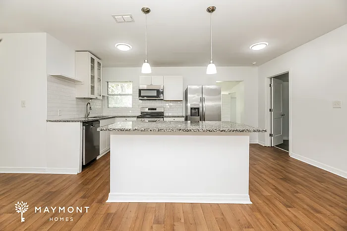 8726 Monroe Ave — Photo 7