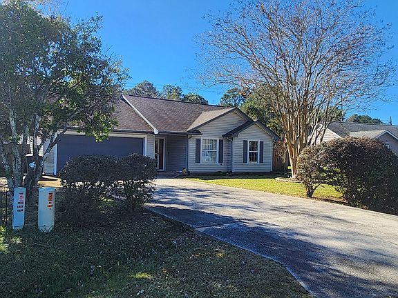 2nd image of 113 Almond Cir