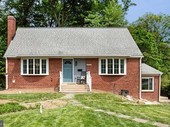 8802 Parliament Dr, Springfield, VA 22151