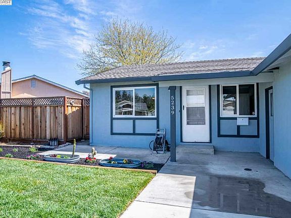 5th image of 5239 Lilac Ave