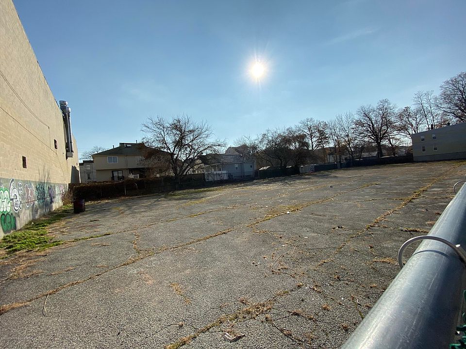 1st image of 0 Virginia Ave