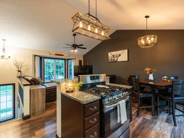 617 12th St, Farmington, MN 55024