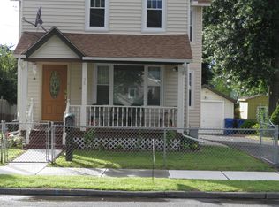 36 George St, West Springfield, MA 01089