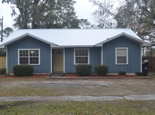 370 Michigan Ave E, Macclenny, FL 32063
