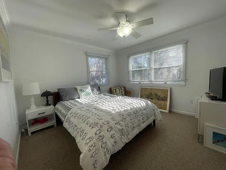 35 Maple St — Photo 12
