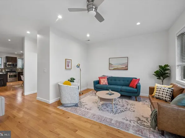 2555 Carpenter St APT E, Philadelphia, PA 19146