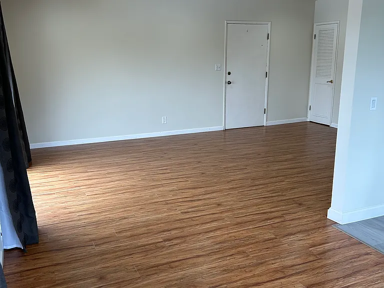 Living room/Entrance
