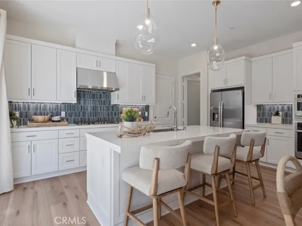 217 Westdale, Irvine, CA 92618